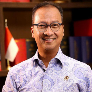 Mr Agus Gumiwang Kartasasmita